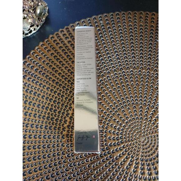 Yensa Super Serum Foundation Tan Warm - Picture 2 of 5